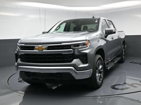 Used 2026 Chevrolet Silverado 1500 LT AWD/4WD image 11