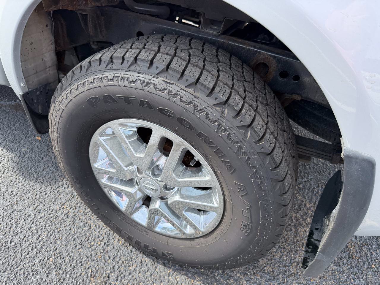 Used 2018 Nissan Frontier SV AWD/4WD image 6