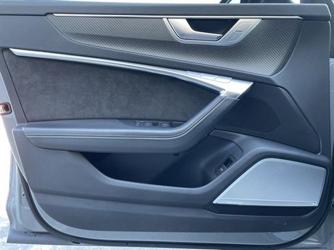 Used 2021 Audi RS 6 w/ Carbon Optic Package image 9