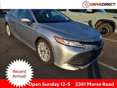 Used 2018 Toyota Camry XLE w/ Audio Package FWD image 1