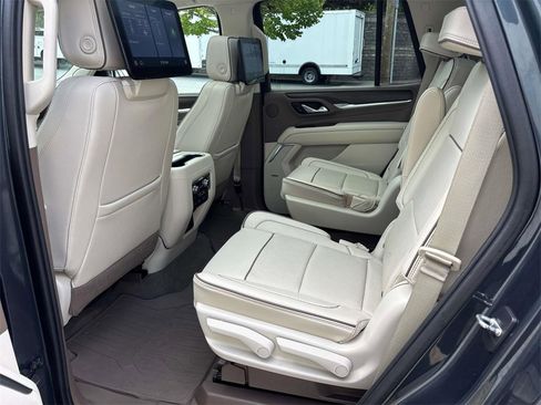 Used 2021 GMC Yukon Denali w/ Denali Ultimate Package image 10