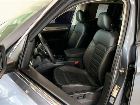 Used 2018 Volkswagen Atlas SEL Premium AWD/4WD image 9