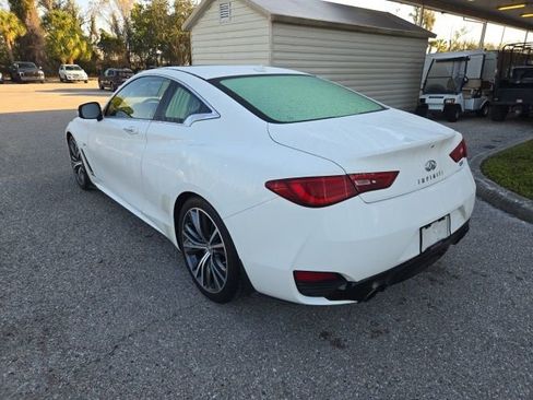Used 2019 INFINITI Q60 3.0t Luxe image 3