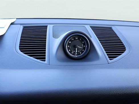 New 2026 Porsche Macan S image 22