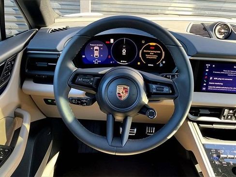 New 2025 Porsche Macan 4S Electric image 7
