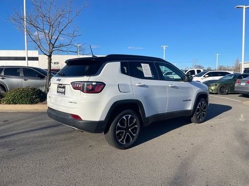 Used 2023 Jeep Compass Limited image 8