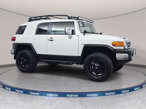 Used 2012 Toyota FJ Cruiser 4WD w/ Convenience Pkg image 4