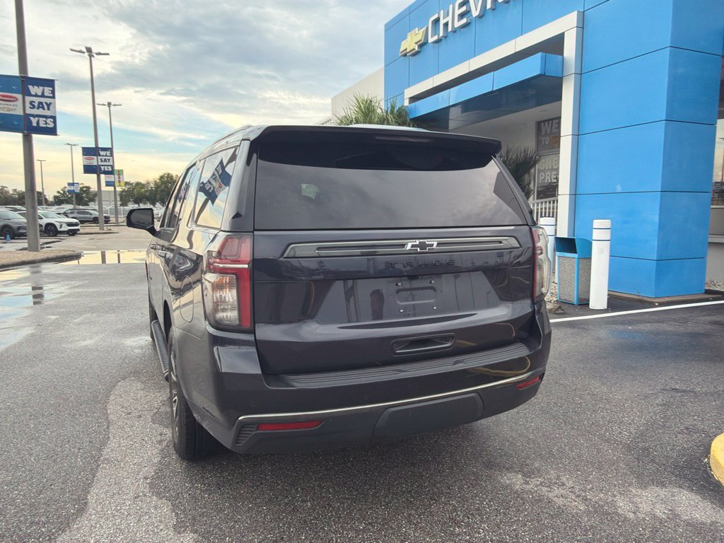 Used 2022 Chevrolet Tahoe Z71 w/ Luxury Package AWD/4WD image 7