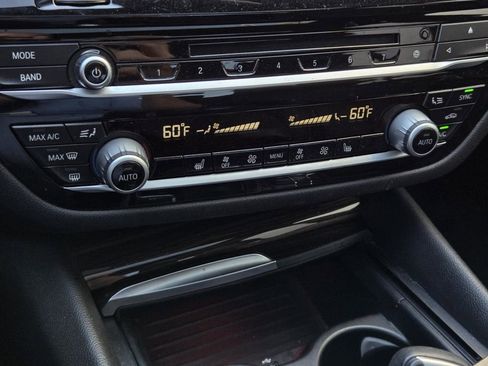 Used 2018 BMW 530i w/ Premium Package image 21