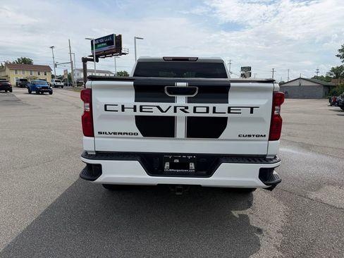 Used 2022 Chevrolet Silverado 1500 Custom w/ Rally Edition AWD/4WD image 4