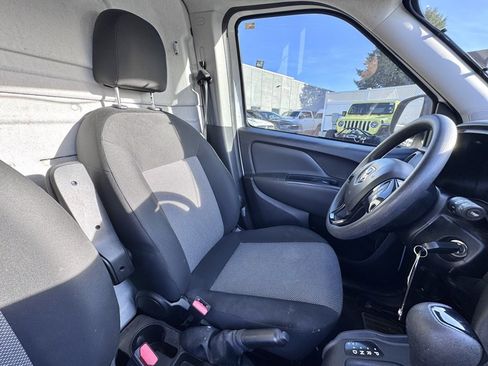 Used 2020 RAM ProMaster City Tradesman image 23