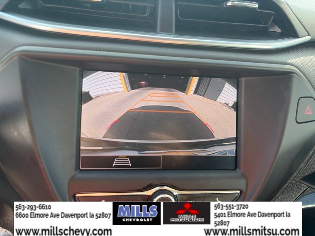 Used 2023 Chevrolet TrailBlazer LT FWD image 15