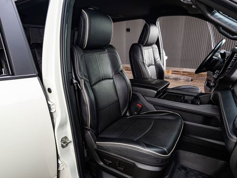 Used 2023 RAM 2500 Limited w/ Night Edition image 32