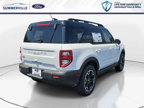 New 2026 Ford Bronco Sport Outer Banks w/ Outer Banks Tech Package+ AWD/4WD image 3