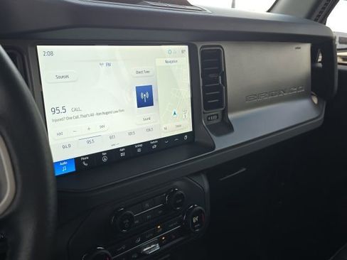 Used 2025 Ford Bronco Big Bend image 25