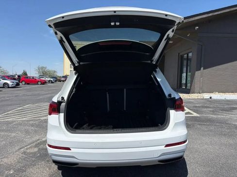 Used 2020 Audi Q3 2.0T Premium w/ Convenience Package image 10