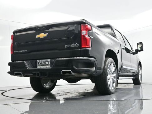 Used 2024 Chevrolet Silverado 1500 High Country w/ High Country Premium Package image 52