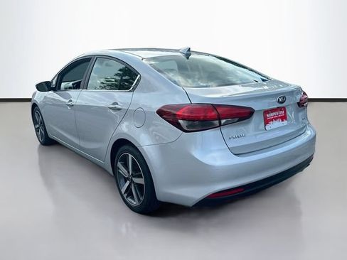 Used 2018 Kia Forte EX FWD image 8