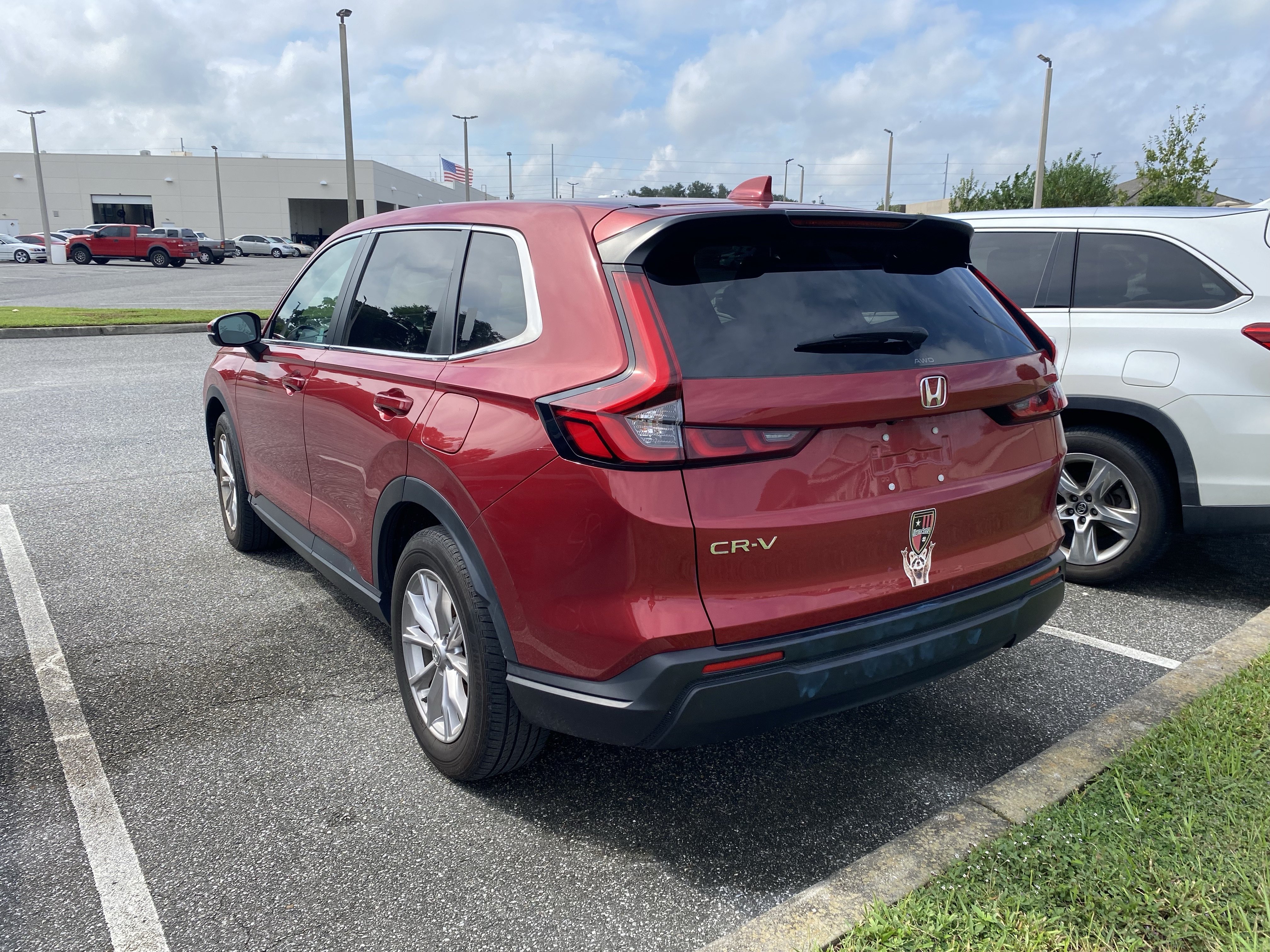 Used 2024 Honda CR-V EX image 10