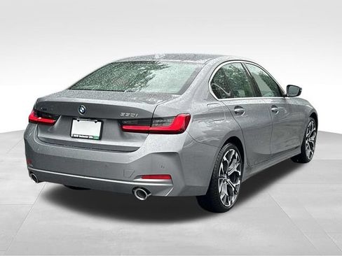 New 2026 BMW 330i xDrive Sedan w/ Premium Package AWD/4WD image 4