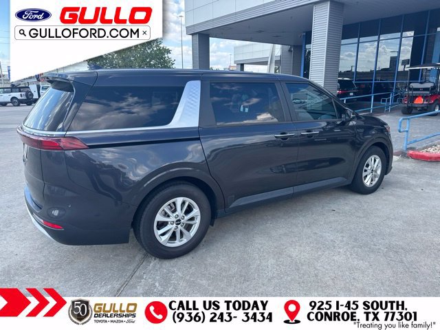 Used 2022 Kia Carnival LX FWD image 4