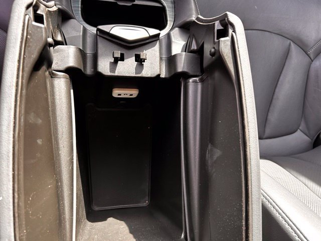 Used 2019 Buick Envision Essence AWD/4WD image 28