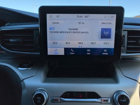 Used 2022 Ford Explorer XLT w/ Equipment Group 202A image 23