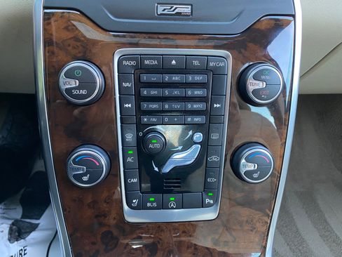 Used 2015 Volvo S80 T5 Platinum image 63