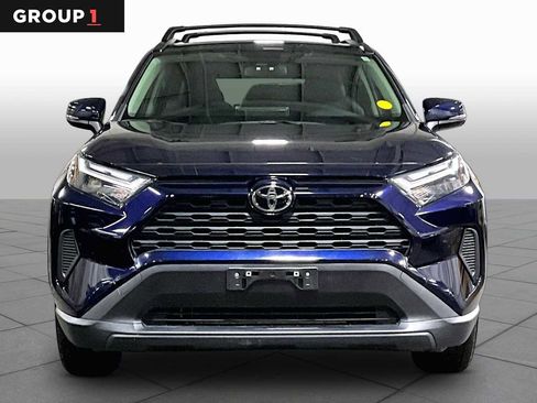 Used 2023 Toyota RAV4 XLE w/ Convenience Package image 4