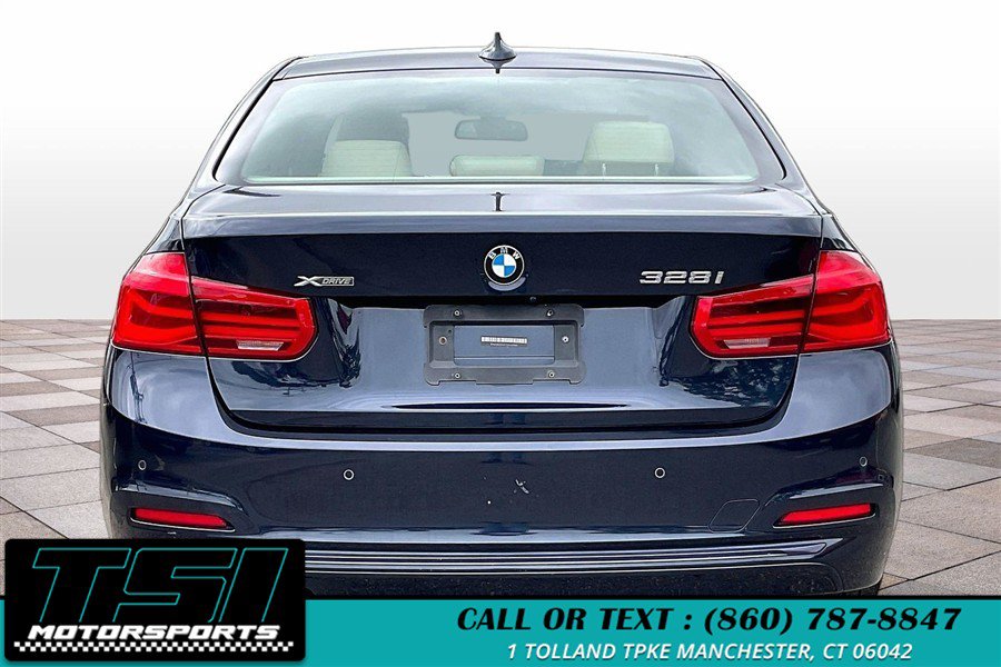 Used 2016 BMW 328i xDrive Sedan AWD/4WD image 4