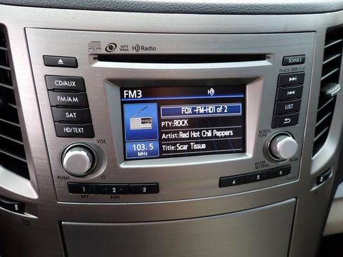 Used 2014 Subaru Legacy 2.5i Premium w/ Moonroof Package image 19