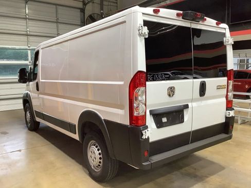 Used 2025 RAM ProMaster 2500 w/ U-Haul Equipment Group FWD image 4