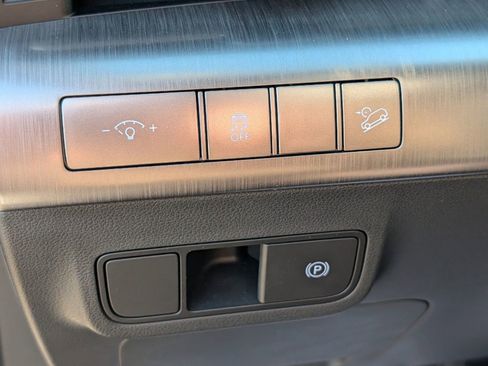 Used 2024 Hyundai Kona SEL image 10