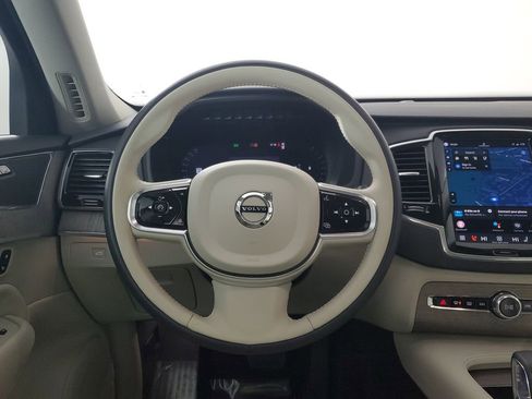 Certified 2024 Volvo XC90 B5 Plus w/ Protection Package Premier image 18