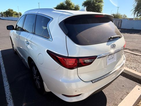 Used 2019 INFINITI QX60 Luxe w/ Essential Package FWD image 7