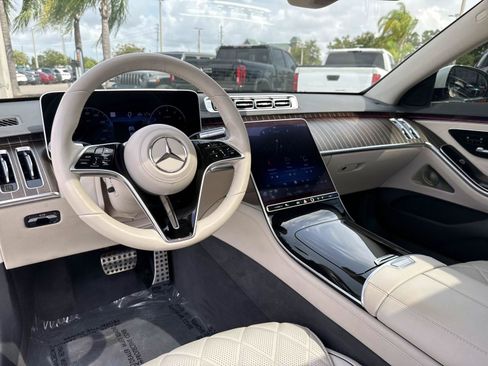 Certified 2023 Mercedes-Benz S 580 4MATIC Sedan image 15