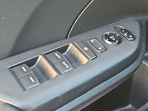 Used 2018 Honda Civic Sport image 28