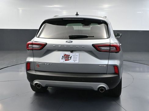 Used 2024 Ford Escape Platinum image 5