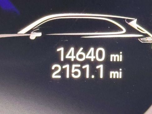 Used 2023 Porsche Cayenne Base image 37