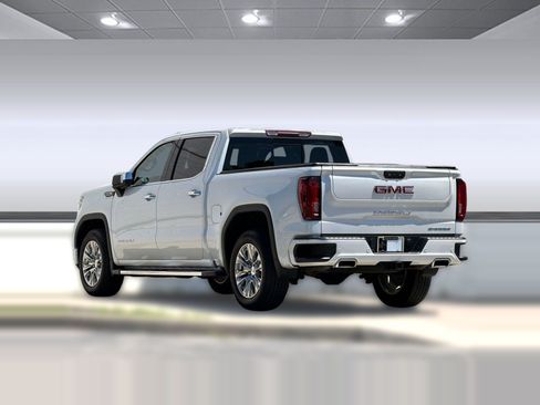 Used 2021 GMC Sierra 1500 Denali AWD/4WD image 3