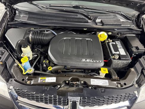 Used 2017 Dodge Grand Caravan SE w/ Power Window Group image 26