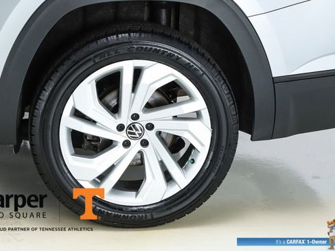 Used 2023 Volkswagen Atlas SE w/ Panoramic Sunroof Package image 46