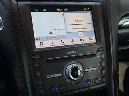 Used 2019 Ford Fusion Titanium FWD image 26