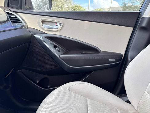 Used 2018 Hyundai Santa Fe Sport w/ 2.4L Value Package 02 image 29