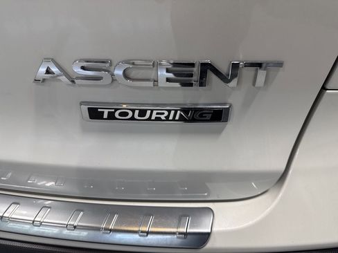 Certified 2025 Subaru Ascent Touring AWD/4WD image 11