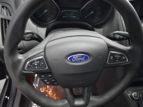 Used 2017 Ford Focus SE image 24