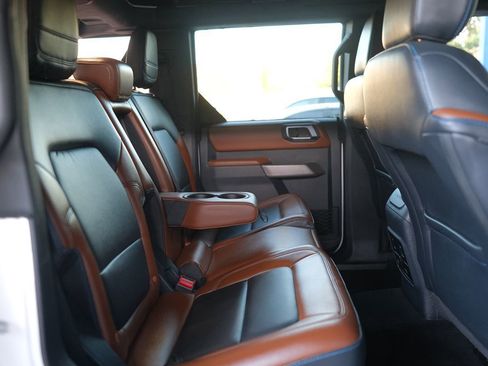 Used 2022 Ford Bronco Outer Banks image 13