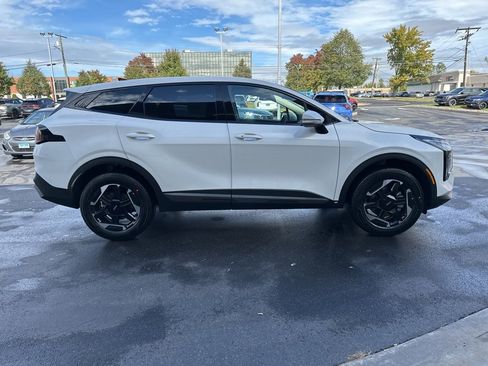 New 2026 Kia Sportage S image 5