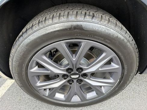 Used 2020 Cadillac XT6 Premium Luxury FWD image 17