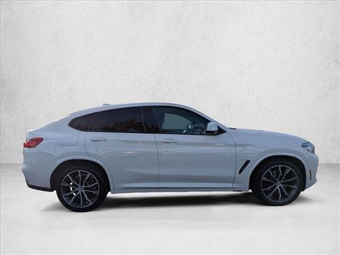 Used 2019 BMW X4 xDrive30i w/ Executive Package image 4